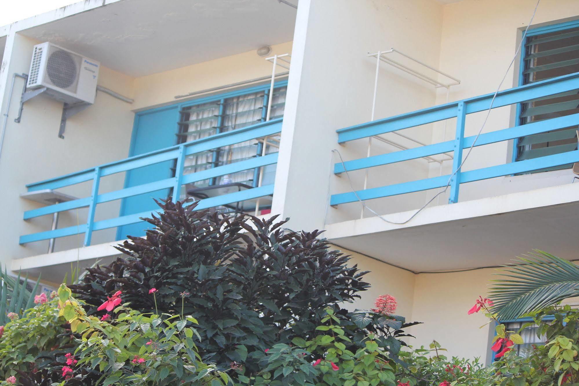 Pacific Paradise Motel Port Vila Buitenkant foto